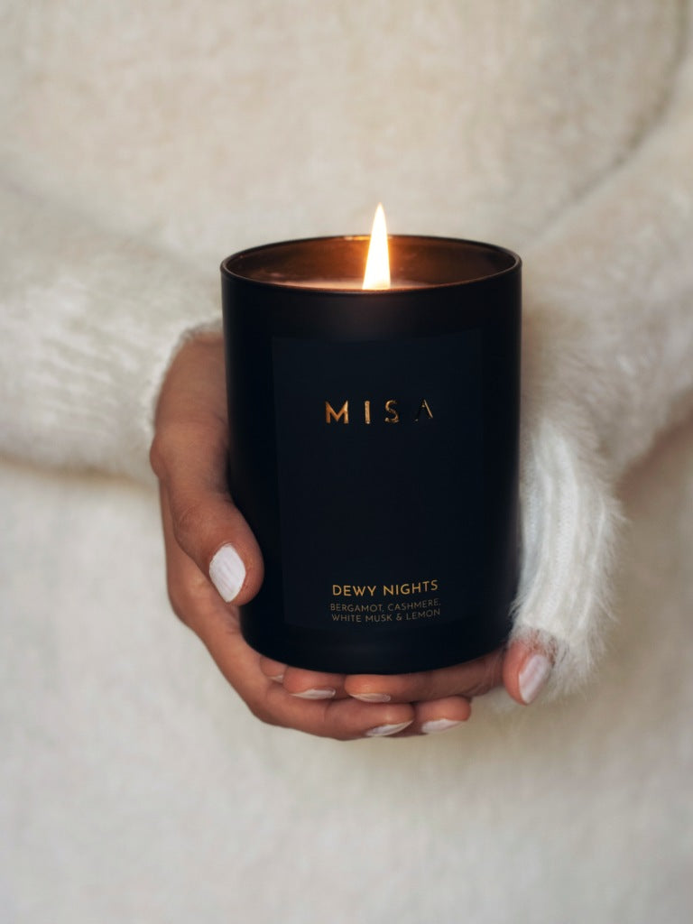 HEREBENE – Amber & Cardamom Scented Candle