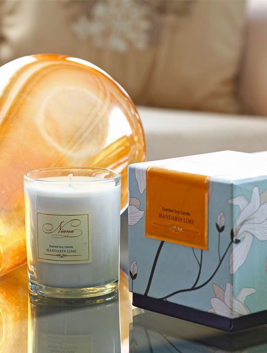 HEREBENE Scented Soy Candle  – Elegant Floral Gift Box Edition
