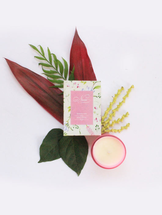 HEREBENE Scented Soy Candle  – Elegant Floral Gift Box Edition