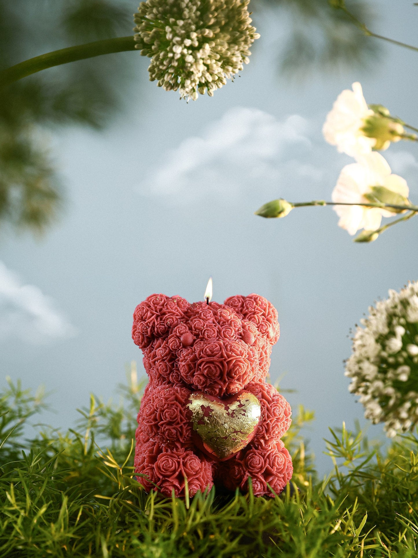 Rosé Teddy Heart Candle – 10cm Floral Soy Wax Bear